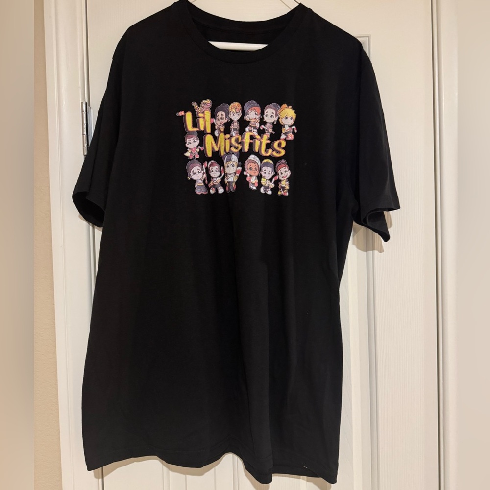 2XL Golden Knights Lil Misfits graphic tee (no tags)